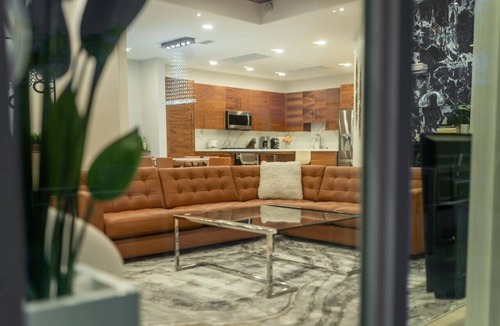 Monterey House | Carmel Hideaway - Modern Luxury