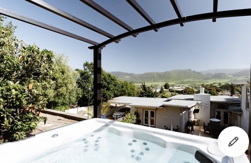 Hatton Fields House | Carmel Oasis By The Sea