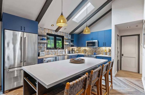 Northeast Carmel House | Carmel Oasis | Private & Secure | Dog & EV