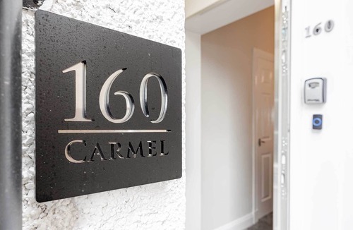 Falkirk Apartment | Carmel Residence Superior 160