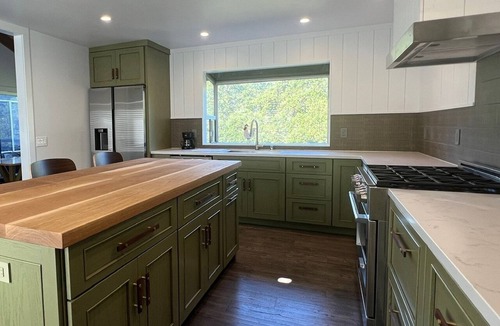 Carmel Valley Hotel | Carmel Valley Village House