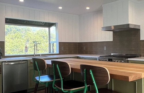 Carmel Valley Hotel | Carmel Valley Village House