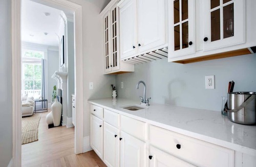 Inman Park Apartment | Carmelot by Minty Living