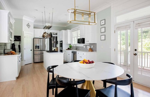 Inman Park Apartment | Carmelot by Minty Living