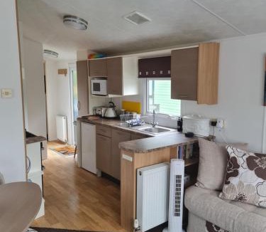 Tewitfield Apartment | Carmels Caravan Borwick Lakes