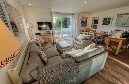 Rock House | Carn Du 1