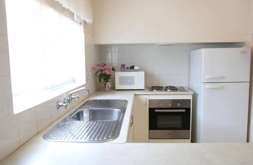 Carnegie Hotel | Carnegie Motor Inn