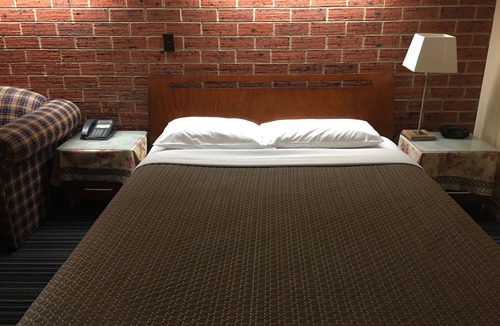 Carnegie Hotel | Carnegie Motor Inn