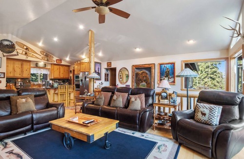 Carnelian Bay House | Carnelian Bay Home - Hot Tub, 2 Car Garage