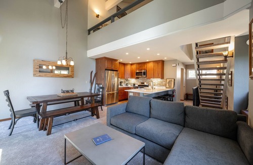 Carnelian Woods Condo | Carnelian Woods # 126 by Hauserman Rental Group