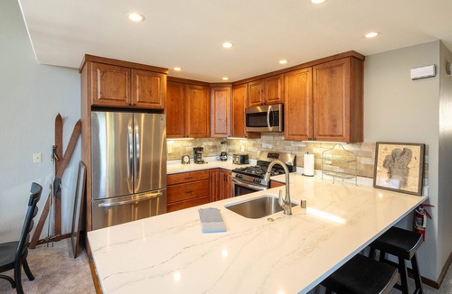 Carnelian Woods Condo | Carnelian Woods # 126 by Hauserman Rental Group
