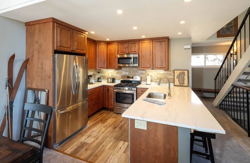 Carnelian Woods Condo | Carnelian Woods # 126 by Hauserman Rental Group