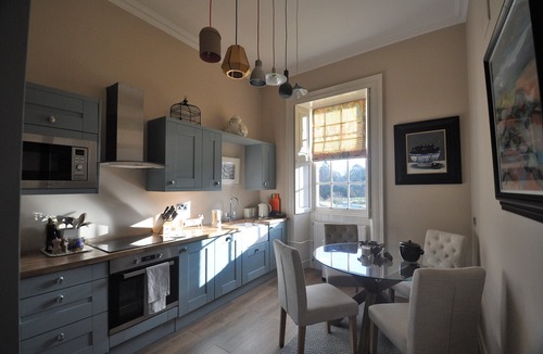 Kilmarnock Apartment | Carnell Private Apartment