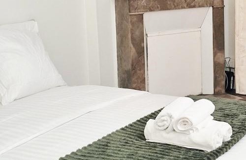 Gennevilliers Apartment | Carnet2voyages Gennevilliers Studio Budget Confort
