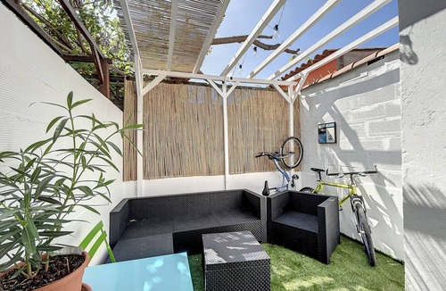 Carnon-Plage Apartment | Carnon F2 Duplex Air-Con, 5 People, Near Beach