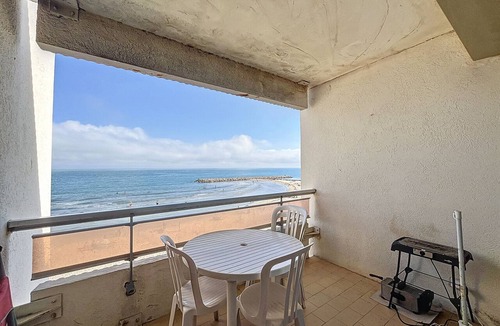 Carnon-Plage Apartment | Carnon F2 Seafront with Private Garage