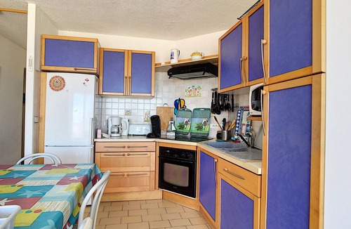 Carnon-Plage Apartment | Carnon: FF3 Apt, 8-10 pers, Beach Access, Parking