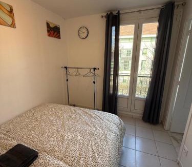 Villiers-le-Bel Apartment | Carnot - VILLIERS LE BEL proche Aéroport ROISSY CHARLES DE GAULLES & PARIS