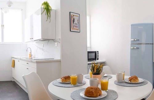 Arras Condo | Caroline's Apartment - Near of the Belfry