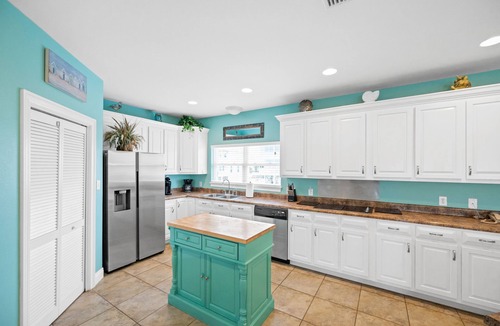 Morgantown House | Carousel | 5BR Beach House | 5 Baths | Just Steps from the Gulf