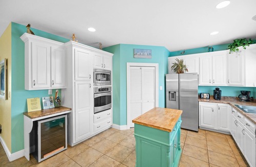 Morgantown House | Carousel | 5BR Beach House | 5 Baths | Just Steps from the Gulf