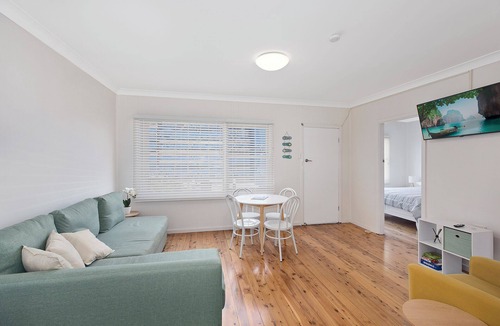 The Entrance Apartment | Carousel Apartment 5