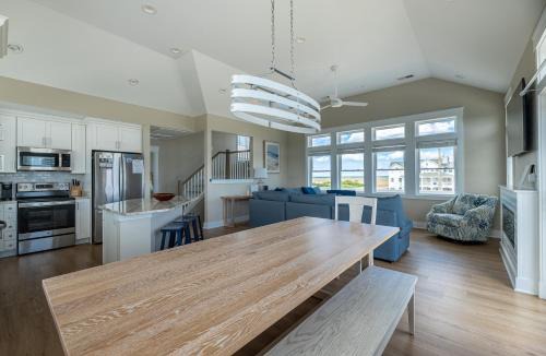 Carova Beach House | Carova Time - 4X4 Carova Beach, Semi-Oceanfront, Pool, Hot Tub, Pool Table, Flex Stays