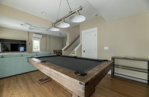Carova Beach House | Carova Time - 4X4 Carova Beach, Semi-Oceanfront, Pool, Hot Tub, Pool Table, Flex Stays