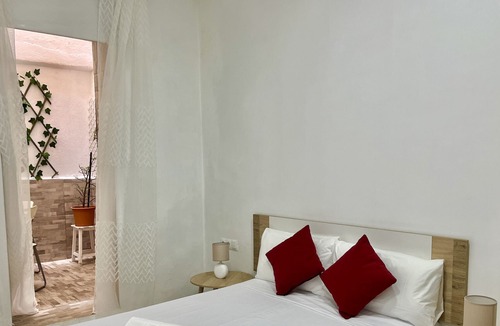San Anton Apartment | Carpe Diem I by Gloove