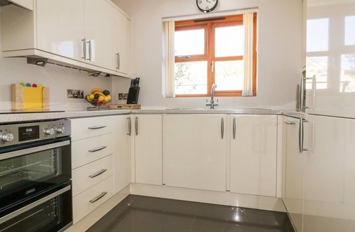 Crantock Cottage | CARPE DIEM, pet friendly, country holiday cottage in Crantock