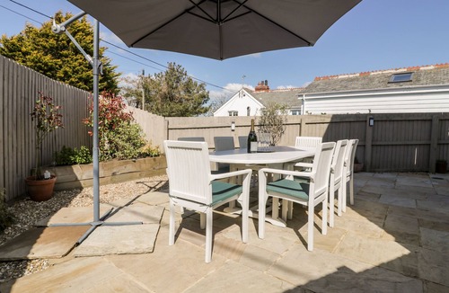 Crantock Cottage | CARPE DIEM, pet friendly, country holiday cottage in Crantock