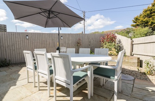 Crantock Cottage | CARPE DIEM, pet friendly, country holiday cottage in Crantock