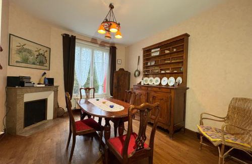 Jouac House | Carpfollies