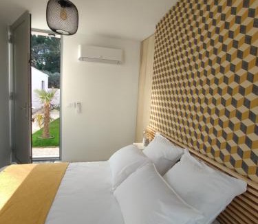 Villeneuve-les-Avignon Bed & Breakfast | Carré de Lune