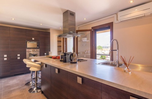 Historic Centre Apartment | Carré du roi - Première conciergerie