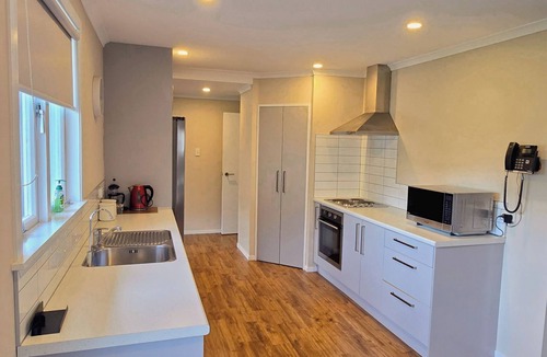 Palmerston North Hotel | Carramar Motor Inn