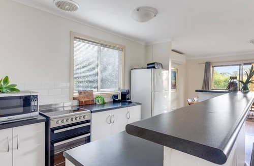 Carrickalinga House | Carrawaves - 73 LaRonde