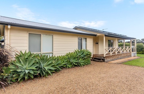 Carrickalinga House | Carrawaves - 73 LaRonde