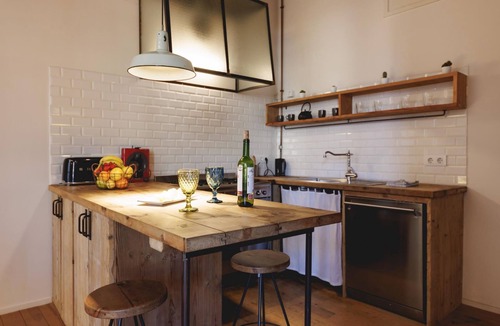 el Mercadal Apartment | Carrer Nou - Holiday Apartment Rental in Girona | Bravissimo