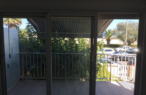Le Grand Large Apartment | Carrera T2 F2 crossing 3 faces on the Seafront of Canet Sud. Free parking.