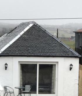 Beith House | Carriage Cottage Hot Tub