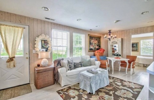 Bow Apartment | Carriage Hill Farm, 1 bed, 1 bath - 14 Night Minimum