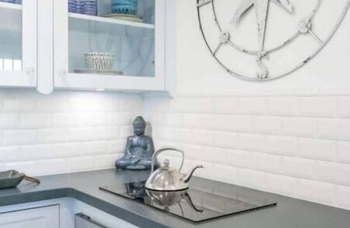 Mission Hills Apartment | Carriage House Apartment