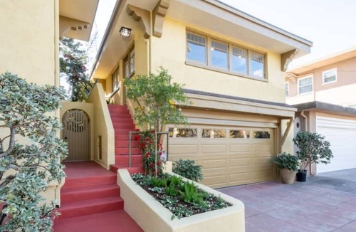 Mission Hills Apartment | Carriage House Apartment