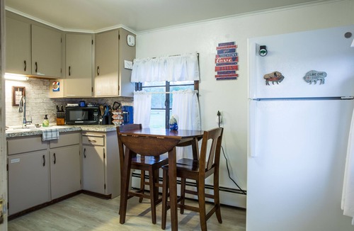 Hamburg Apartment | Carriage House between Highmark Stadium & EC Fair