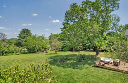 Crozet Cottage | Carriage House Suite -walk to downtown Crozet
