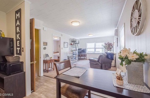 Berwick Apartment | Carriage House