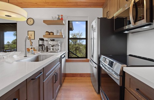 Torreon Apartment | Carriage House