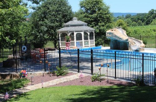 Palmyra Bed & Breakfast | Carriage Stop Bed & Breakfast