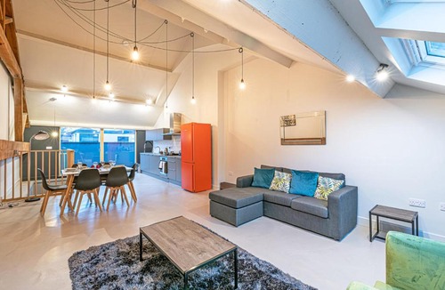 Preston Apartment | Carriage Works by Guestz